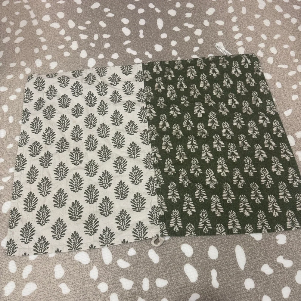 Anthropologie Dish Towel Block Print Olive beige Trudy tea home decor cotton